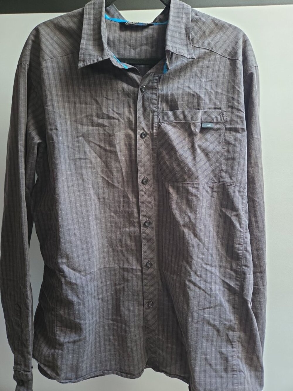 Arcteryx Men XL Dark Gray Long Sleeve Button Shirt cotton blend 2012 Vintage